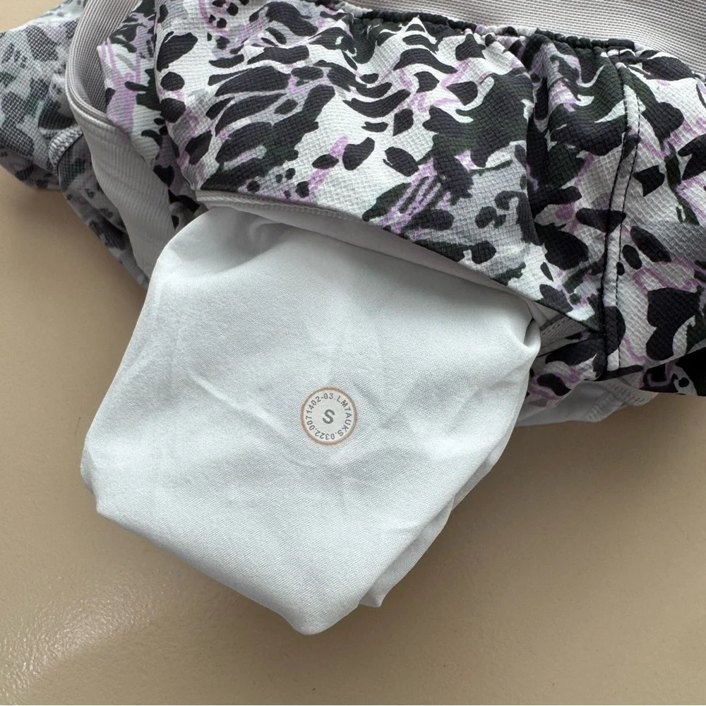 Lululemon License to Train Linerless Short 7” in Command Camo Vapor Multi Size S